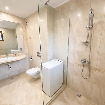 Apartment South Bay With Pool And Varna